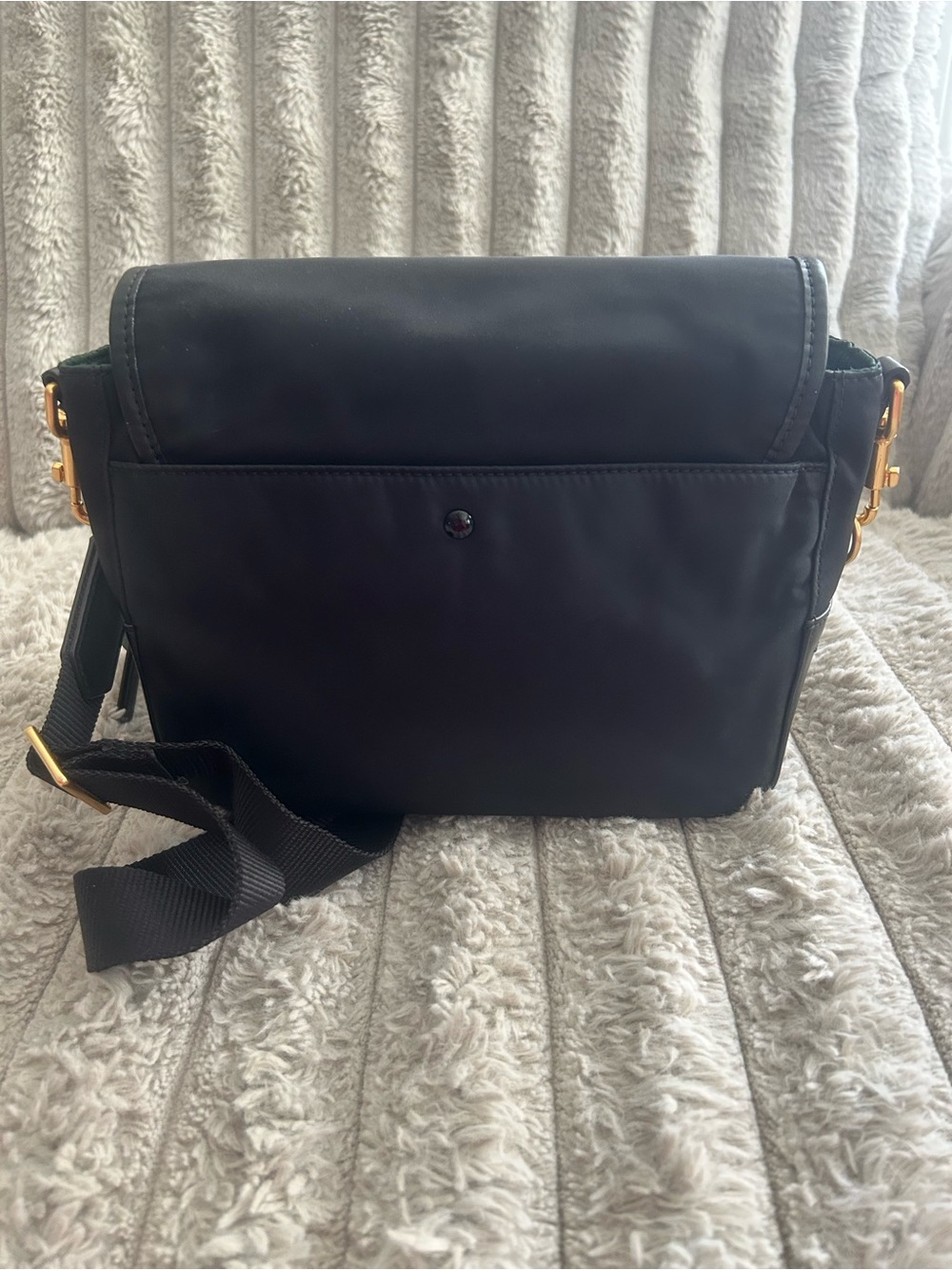 Tory Burch Scout Black Nylon Crossbody Bag Green Quilted Interior Logo Charm - Picture 2 of 7